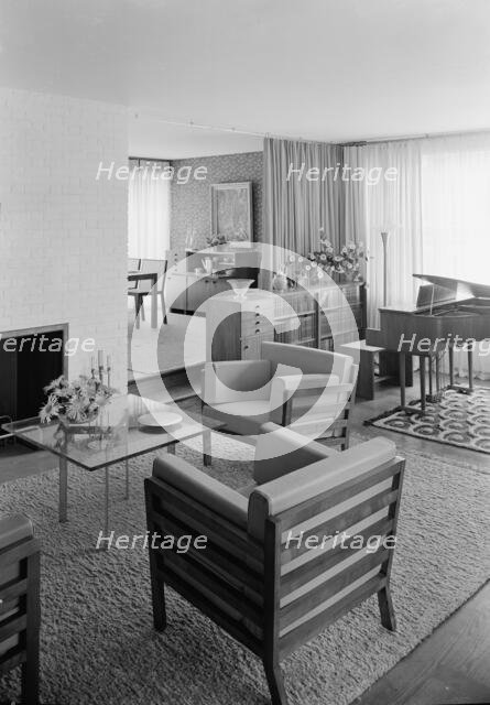 World's Fair, House no. 10, 1939. Creator: Gottscho-Schleisner, Inc.