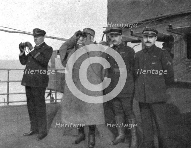 'La Mission Joffre-Viviani en Amerique; L'arrivee a Hampton-Roads, le 24 avril: le marechal..., 1917 Creator: Unknown.