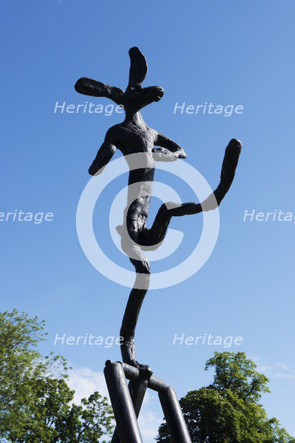 'The Cricketer', sculpture by Barry Flanagan, Jesus College, Cambridge, Cambridgeshire, 2015. Artist: James O Davies.