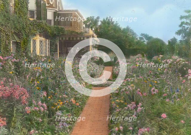 "Gardenside," Frederick Augustus Snow house, Ox Pasture Road, Southampton, New York, c1914. Creator: Frances Benjamin Johnston.
