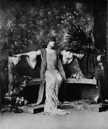 'Madame Sarah Bernhardt', 1914. Creator: W&D Downey.