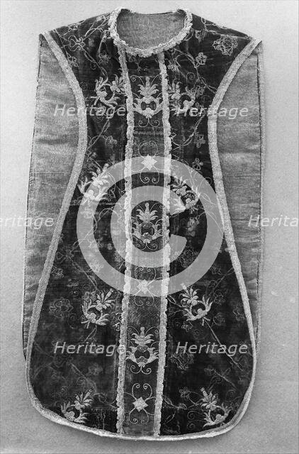 Chasuble with Pomegranate Design, British, 15th-16th century. Creator: Unknown.