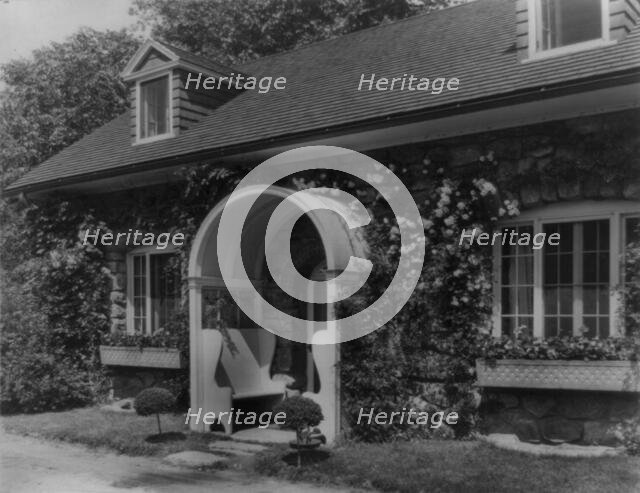 "Chelmsford," Elon Huntington Hooker house, Greenwich, Connecticut, c1914. Creator: Frances Benjamin Johnston.