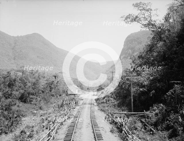 Micos, between 1880 and 1897. Creator: William H. Jackson.