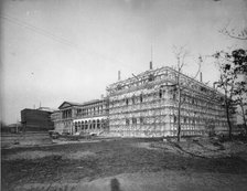 Exterior of Woman's Building, while under construction, at World's Fair, Chicago, Illinois, 1892. Creator: Frances Benjamin Johnston.