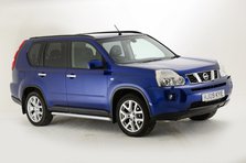 2009 Nissan X-Trail Artist: Unknown.