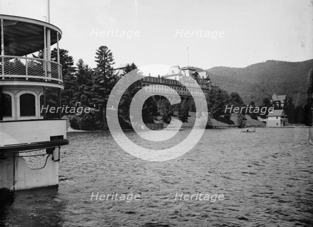 Fort William Henry Hotel, Lake George, between 1880 and 1897. Creator: William H. Jackson.