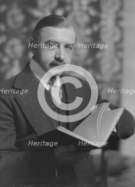 Ganz, Rudolph, Mr., portrait photograph, 1916 Mar. 11. Creator: Arnold Genthe.