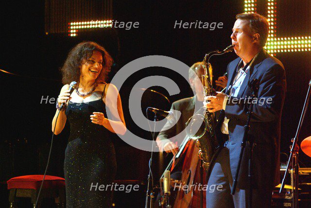 Harry Allen and Roberta Gambarini, Brecon, 2008. Artist: Brian O'Connor.
