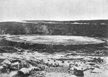 ''Un cratere en activite aux iles Hawai; Les Terres Du Pacifique', 1914. Creator: Unknown.