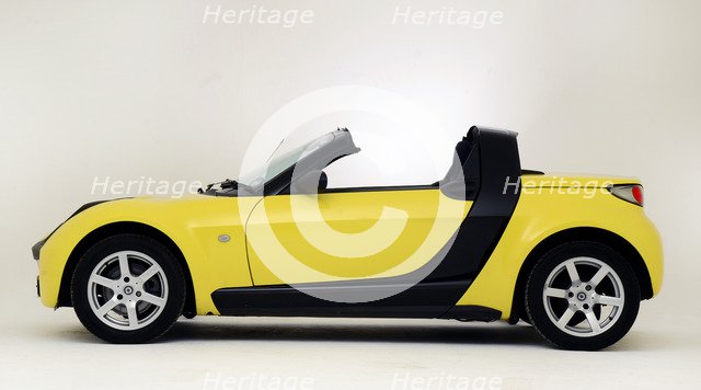 2005 Smart Roadster Artist: Unknown.