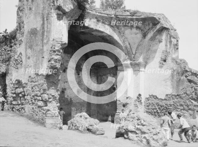 Travel views of Cuba and Guatemala, between 1899 and 1926. Creator: Arnold Genthe.