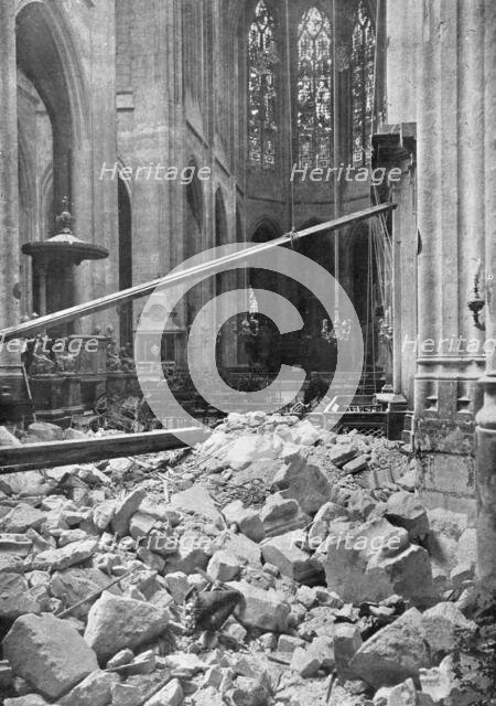 ' "La Guerre a L'Allemande"; La nef de l'eglise Saint-Gervais, atteinte par le canon a longue...1918 Creator: Unknown.