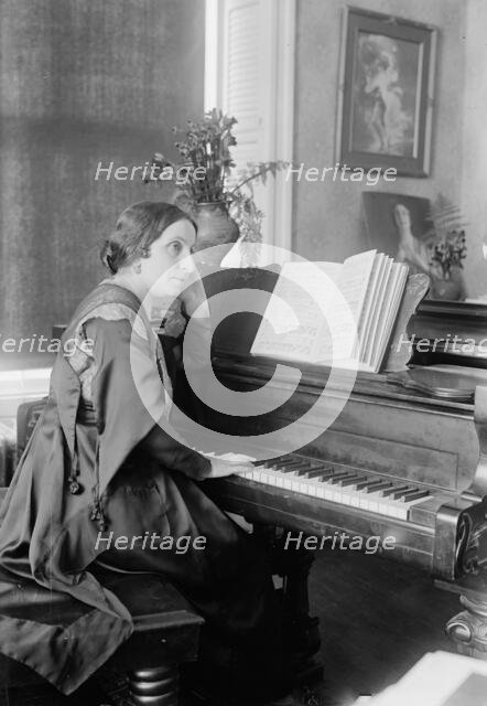 Amelita Galli-Curci, between c1915 and c1920. Creator: Bain News Service.