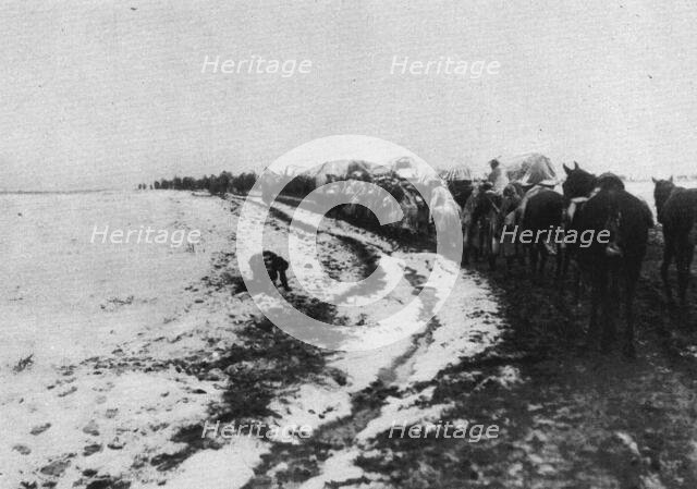 'La tragique retraite Serbe; La traversee de la plaine de Kossovo', 1915 (1924). Creator: R. Marianovitch.