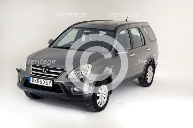 2005 Honda CRV Artist: Unknown.