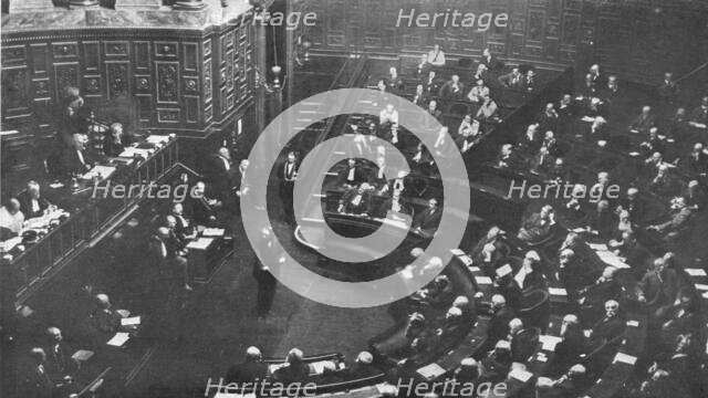 'Le defaitisme et les grands proces; le proces Malvy; au cours des debats: M. Aristide..., 1918. Creator: Unknown.