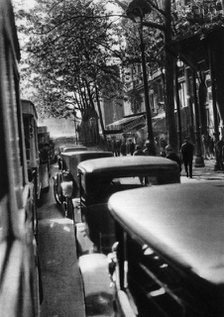 Traffic on the Grands Boulevards, Paris, 1931.Artist: Ernest Flammarion