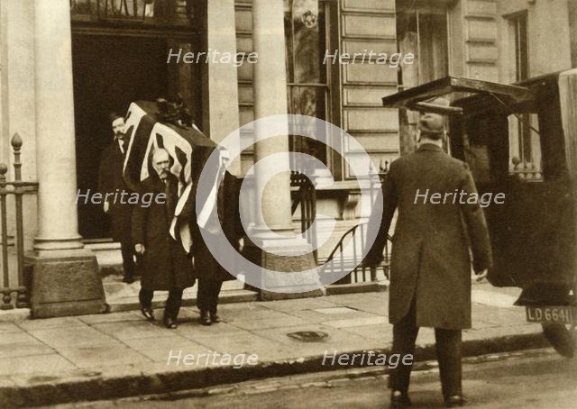 Earl Haig's coffin being carried from the house where he died, London, 29 January 1928, (1935). Creator: Unknown.