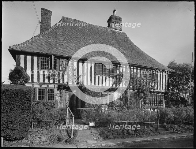 Priest's House, Small Hythe Road, Small Hythe, near Tenterden, Kent, 1955. Creator: FJ Palmer.
