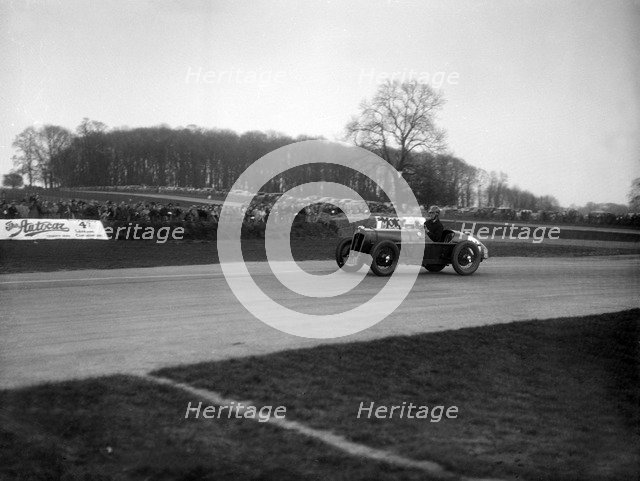 Ian Connell's Vale Special racing at Donington Park, Leicestershire, 1935. Artist: Bill Brunell.