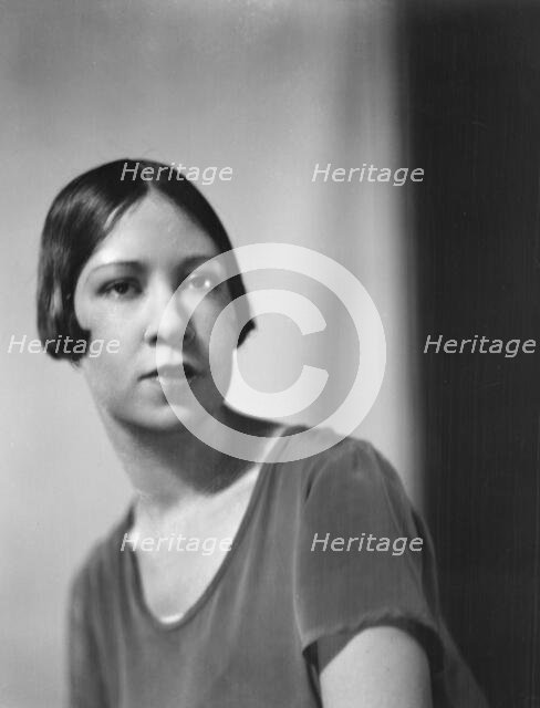 Cumner, Gwendolyn, Miss, portrait photograph, 1928 Creator: Arnold Genthe.