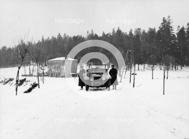 1909 Rolls-Royce Silver Ghost in snow, France, c1909. Artist: Unknown
