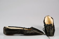 Evening slippers, British, 1855-65. Creator: Unknown.