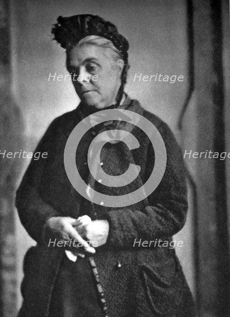 Charwoman, London, 1926-1927. Artist: Hoppe