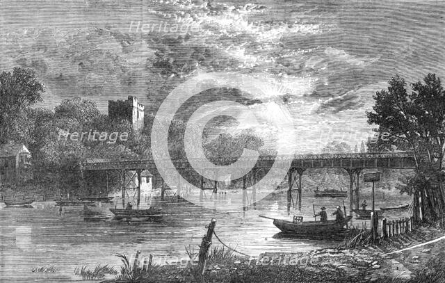 New iron bridge over the Thames at Cookham, 1868. Creator: Unknown.
