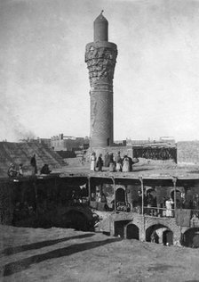 Suq al-Ghazl Minaret, Baghdad, Iraq, 1917-1919. Artist: Unknown