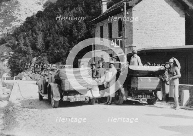 Cars parked at the Italian frontier. Artist: Unknown