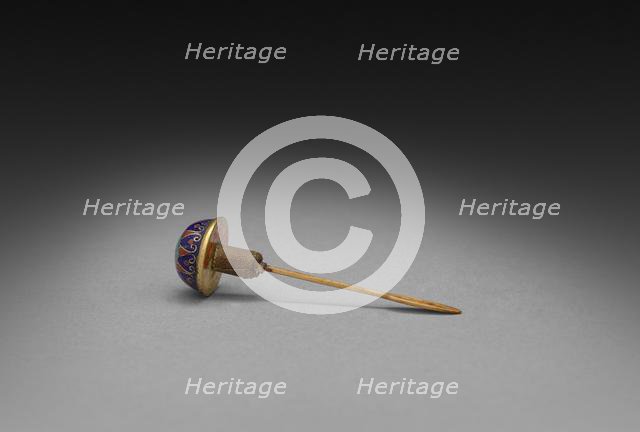 Snuff Bottle with Floral Scrolls (stopper), 1736-1795. Creator: Unknown.