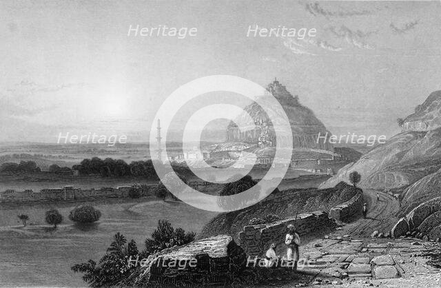 'The Fortress of Dowlutabad', 1834. Creator: William Purser.