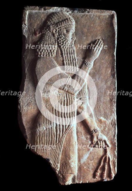 'Priest with a branch of pomergranate tree', 722-705 BC. Artist: Unknown