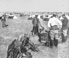 'Les premiers contingents Franco-Anglais a Salonique; A Zeitenlick; la vie au camp', 1915 (1924). Creator: Unknown.