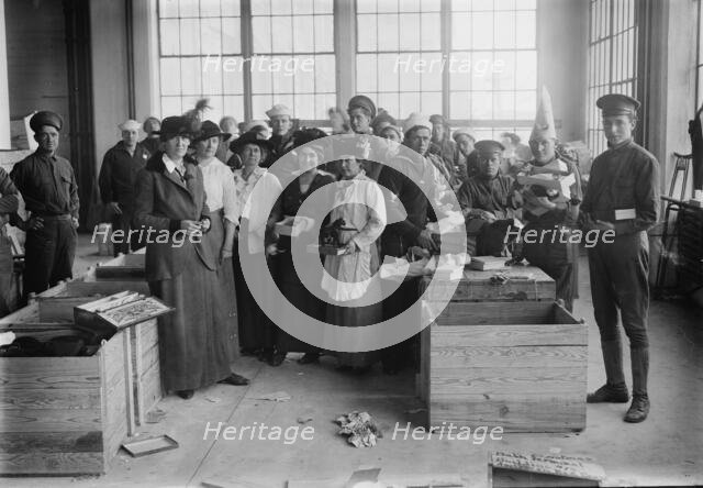Packing for Christmas Ship, 1914. Creator: Bain News Service.