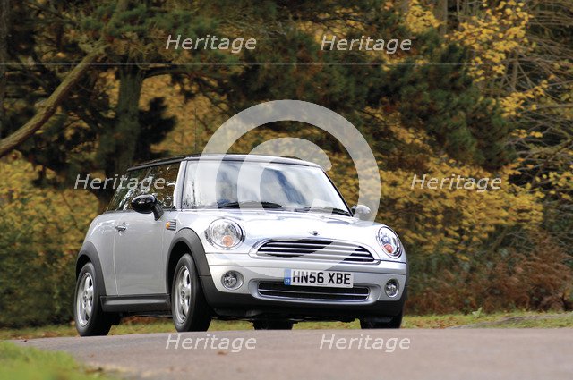 2006 Mini Cooper Artist: Unknown.