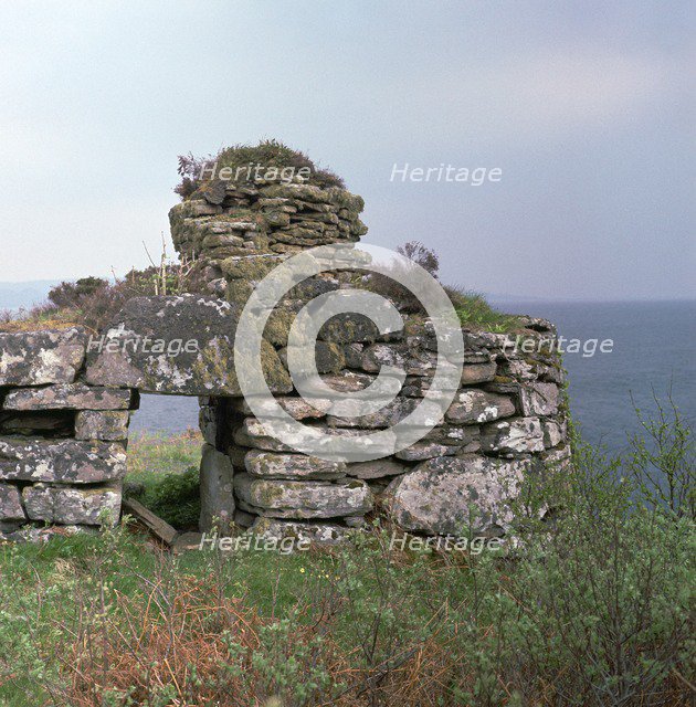 Entrance of the promontory fort Dun Gruieag. Artist: Unknown