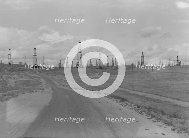 Oil fields, Kern County, California, 1938. Creator: Dorothea Lange.