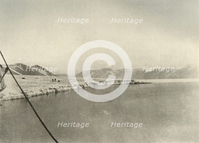 'Picking Up the Western Party', c1908, (1909).  Artist: Unknown.