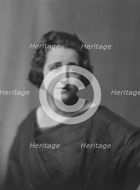 Schultz, Mrs., portrait photograph, 1916. Creator: Arnold Genthe.