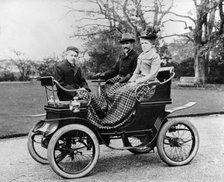1901 De Dion Bouton voiturette vis a vis. Creator: Unknown.