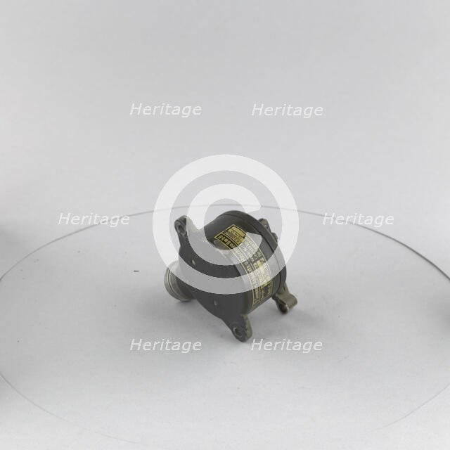 Transmitter, Flap Position, German. Creator: Siemens Brothers and Company Limited.