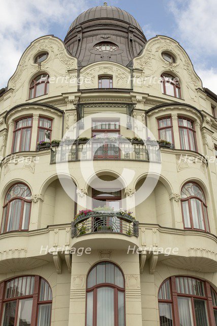 Apartment building, Hansahaus am Wielandplatz, Weimar, Germany, (1905), 2018. Artist: Alan John Ainsworth.