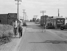 Washington, Buena, Yakima County, 1939. Creator: Dorothea Lange.