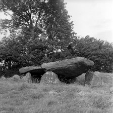 Arthur's Stone, Dorstone, Herefordshire, 1958. Artist: Miss M Wright