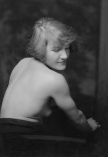 Mrs. Max Eastman, portrait photograph, 1929 Mar. 29. Creator: Arnold Genthe.