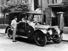Two men with a 1913 Napier, c1913. Artist: Unknown