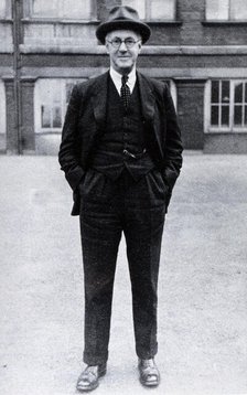 Sir Henry Hallett Dale. Creator: Unknown.